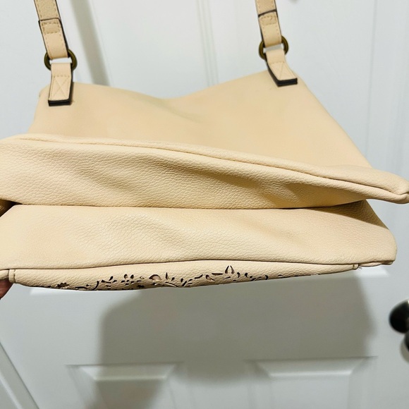 Sonoma Good For Life Cross Body Beige Purse With Zipper Closure With 7 Pockets - Picture 8 of 11